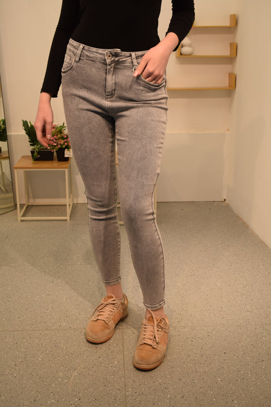 SZ3085