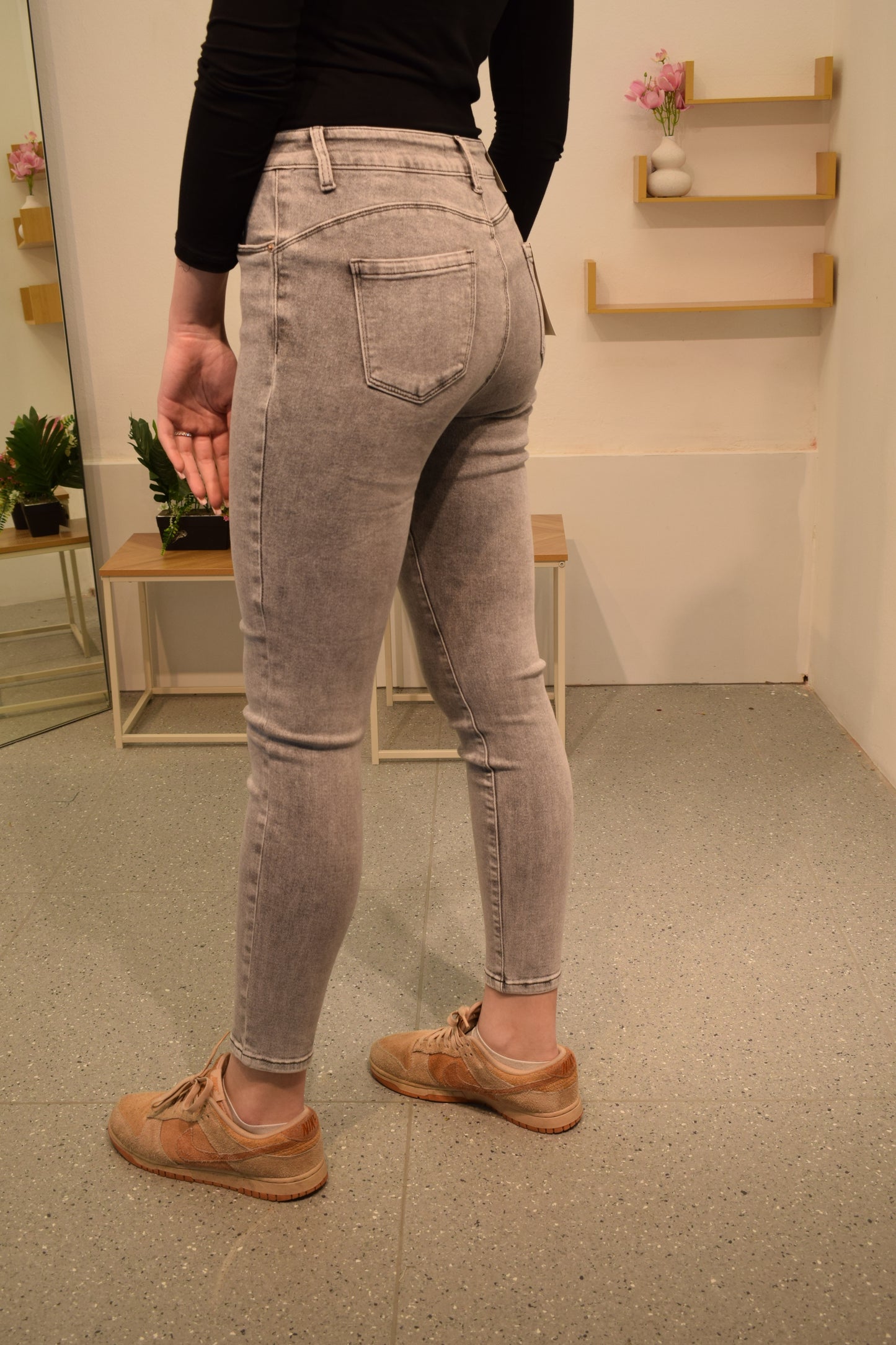 SZ3085